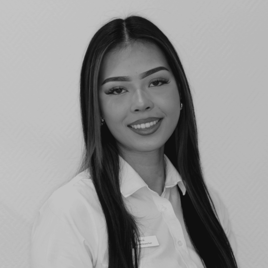 Laura baliemedewerkster